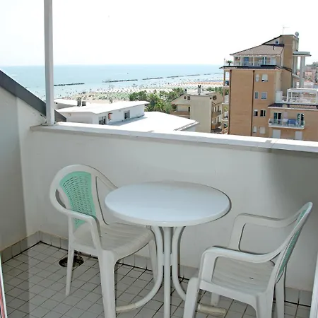 アパート Alexander サン・ベネデット・デル・トロント