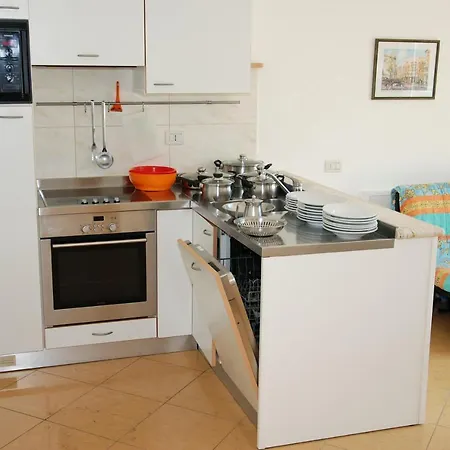 Alexander Apartament *
