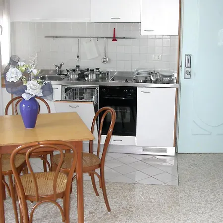 アパート Alexander サン・ベネデット・デル・トロント