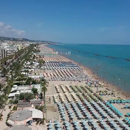 アパート Alexander *