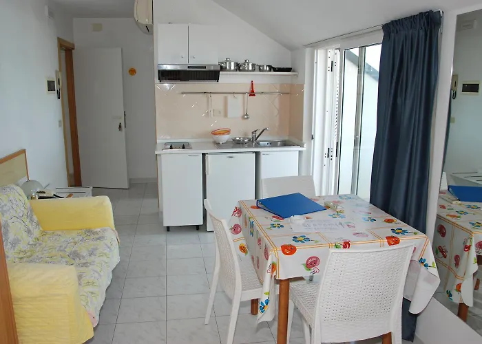 Alexander * Σαν Μπενεντέτο ντελ Τρόντο