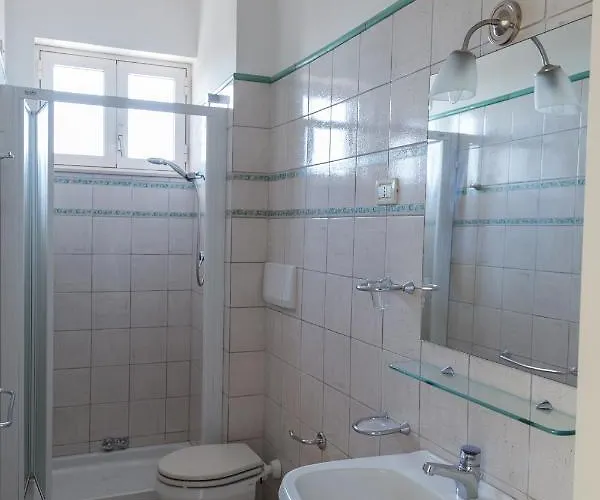 Alexander Διαμέρισμα *